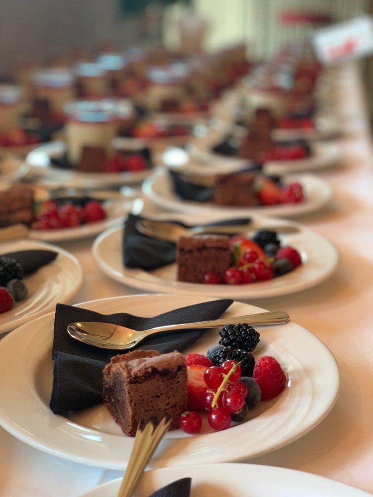 Guggenheim Catering Desert