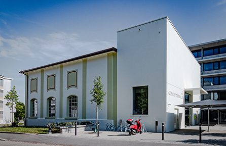 01 low res - Elefantehuus - Exterior - Landscape -(c) Dirk Noy_446x289